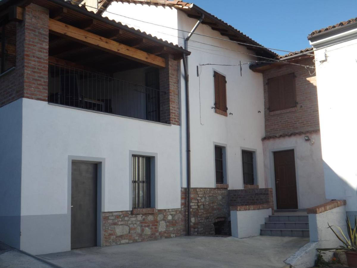 Domus Amica Bed and Breakfast Lu (Piedmont) Buitenkant foto