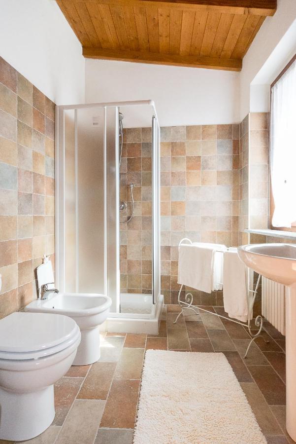 Domus Amica Bed and Breakfast Lu (Piedmont) Buitenkant foto