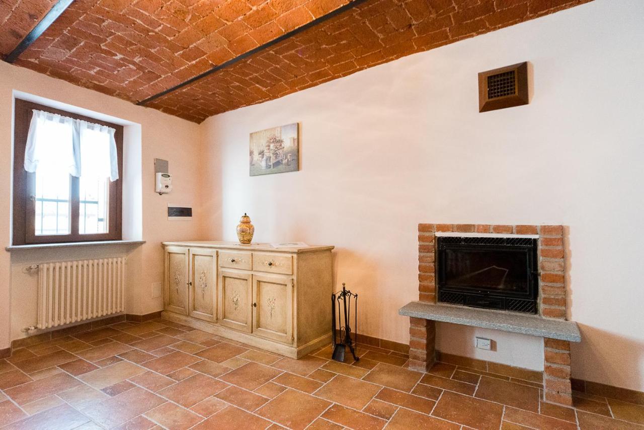 Domus Amica Bed and Breakfast Lu (Piedmont) Buitenkant foto