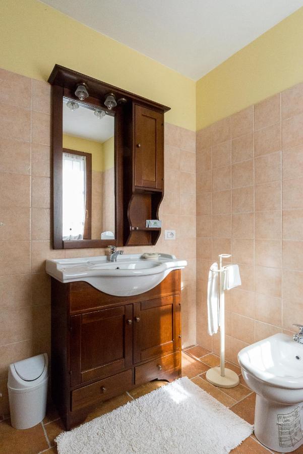 Domus Amica Bed and Breakfast Lu (Piedmont) Buitenkant foto